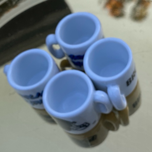 COLLECTABLE VINTAGE NFL MINIATURE MINI COFFEE CUP MUG LOT OF 4 - Picture 7 of 17